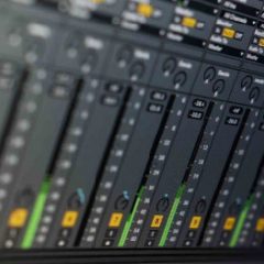 دانلود آموزش Music Protest Mixing Well-Balanced Tracks with iZotope Neutron TUTORiAL